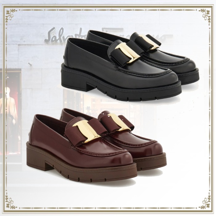 ☆完売必至☆】 Salvatore Ferragamo ☆ チャンキー モカシン