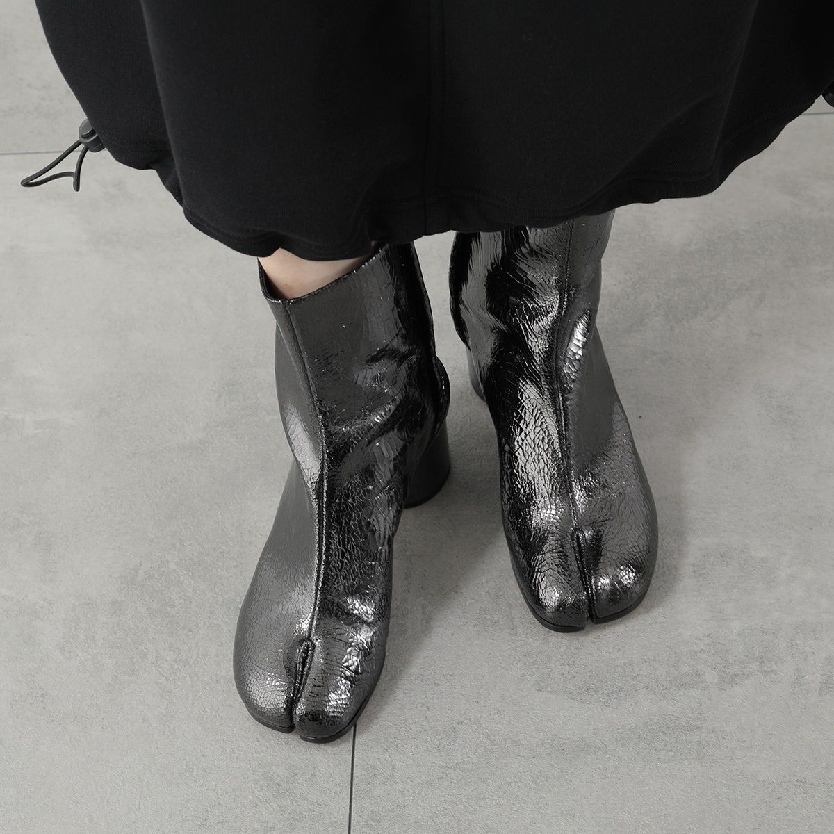 Maison Margiela(メゾン マルジェラ)』の『タビブーツ』から穴場