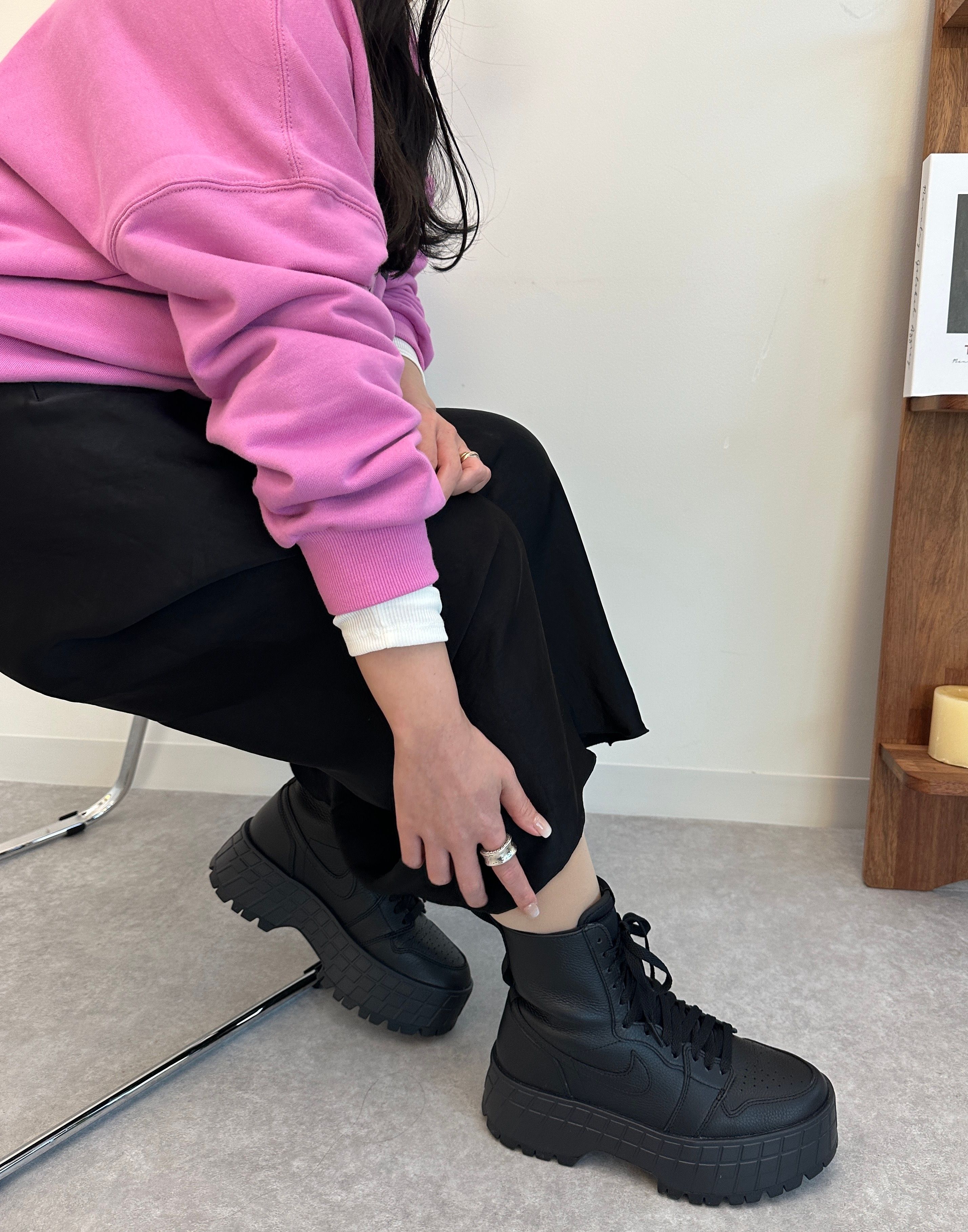 ブーツ型のナイキ「エアジョーダン1 ブルックリン」が秋冬シーズンに大