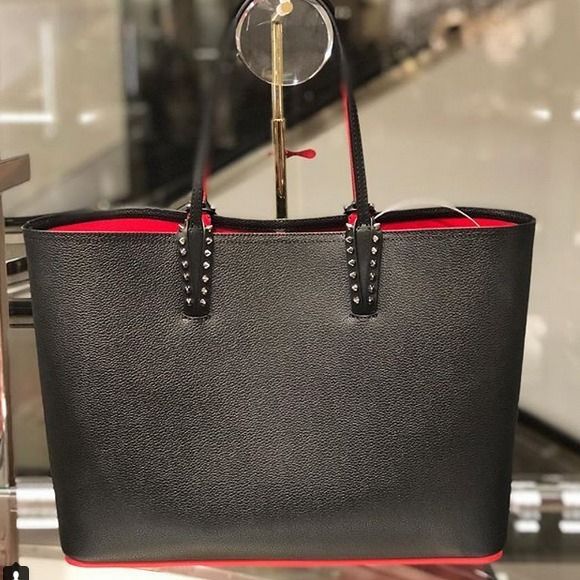 即納OK】 SS17新作！ルブタン トートバッグ Cabata ポーチ付