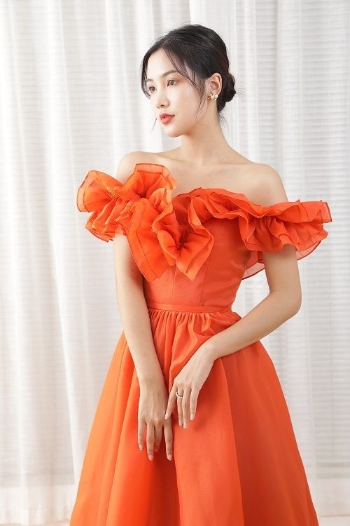 オレンジフリル オフショルダーパーティドレス 演奏会 二次会