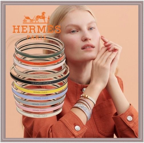 HERMES〕重ねづけに♪ブレスレットラッキーチャーム 8色！ (HERMES