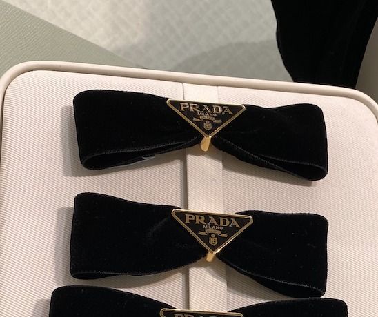 PRADA☆ベロアリボンバレッタ (PRADA/ヘアアクセサリー