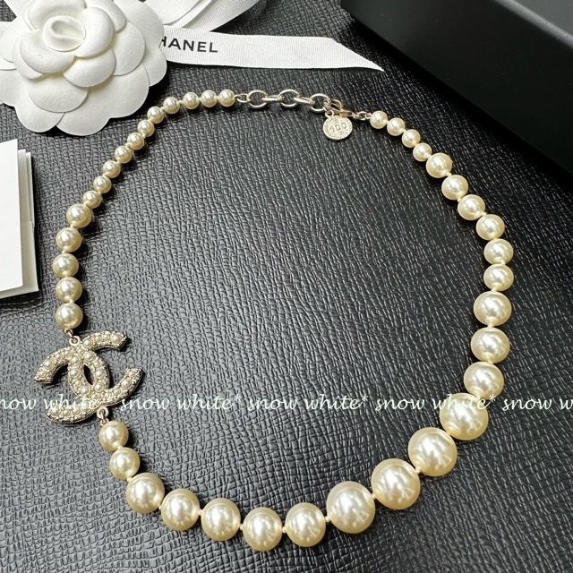 明日着 限定 キラキラ&パールCCマークxパール ネックレス CHANEL