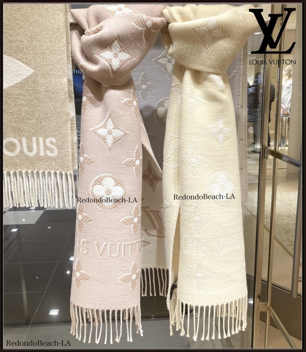 首元華やかエレガント】LOUIS VUITTON☆Essential☆マフラー (Louis