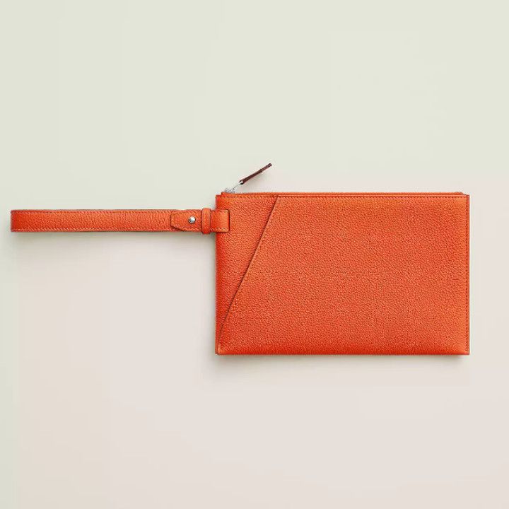 待望の再入荷 2色展開☆》HERMESカバヴェルティージュクラッチ (HERMES