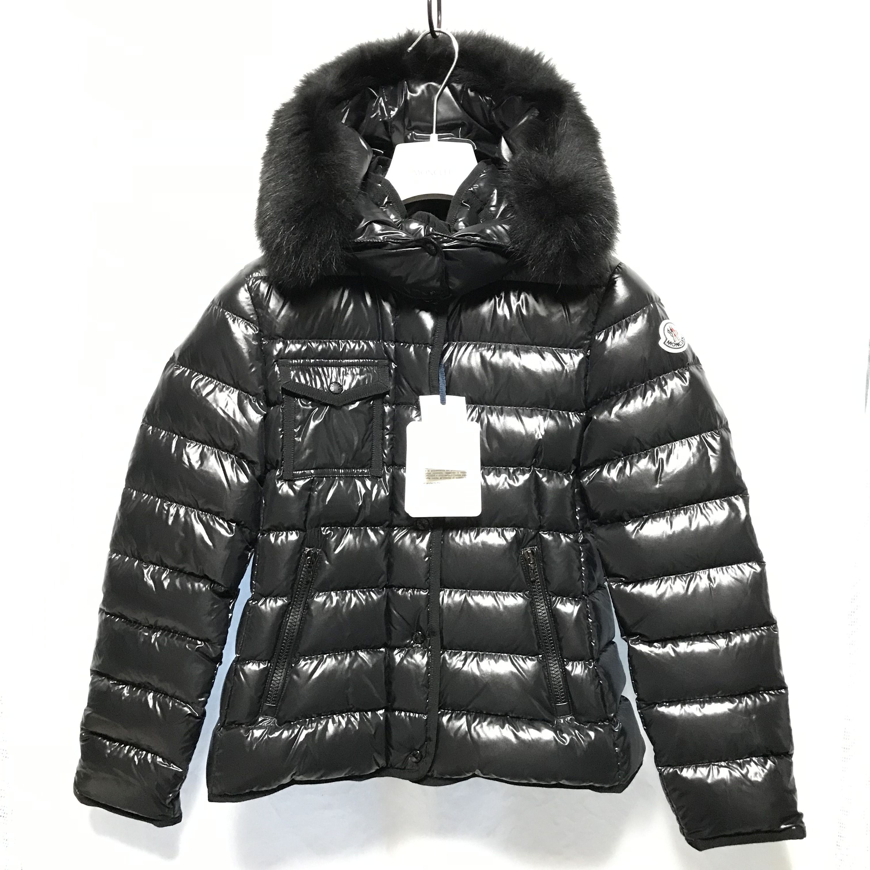 MONCLER ファー付きダウンジャケット 大人もOK モンクレール (MONCLER