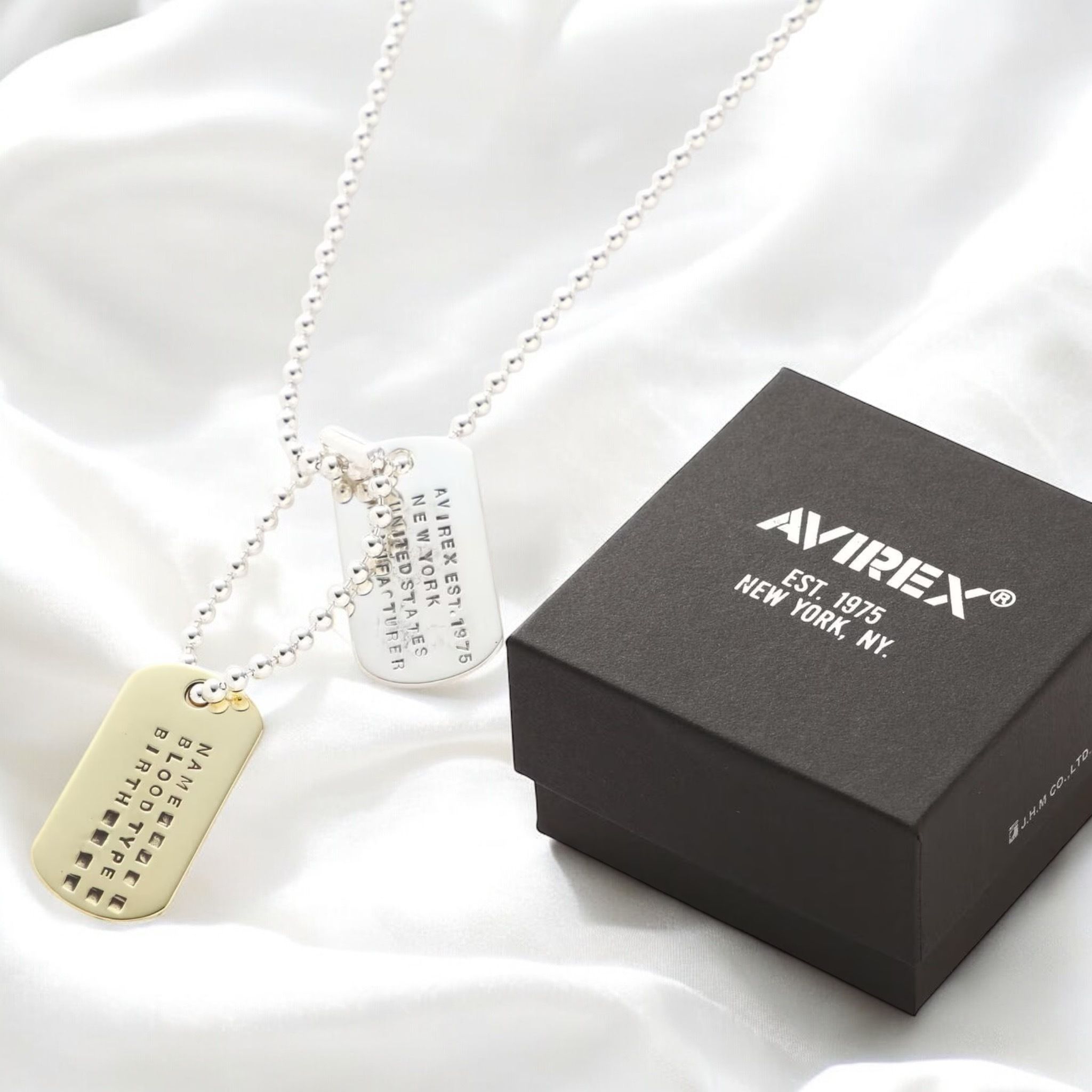 国内発/本物保証/AVIREX サープラス ドッグタグ ネックレス 新作