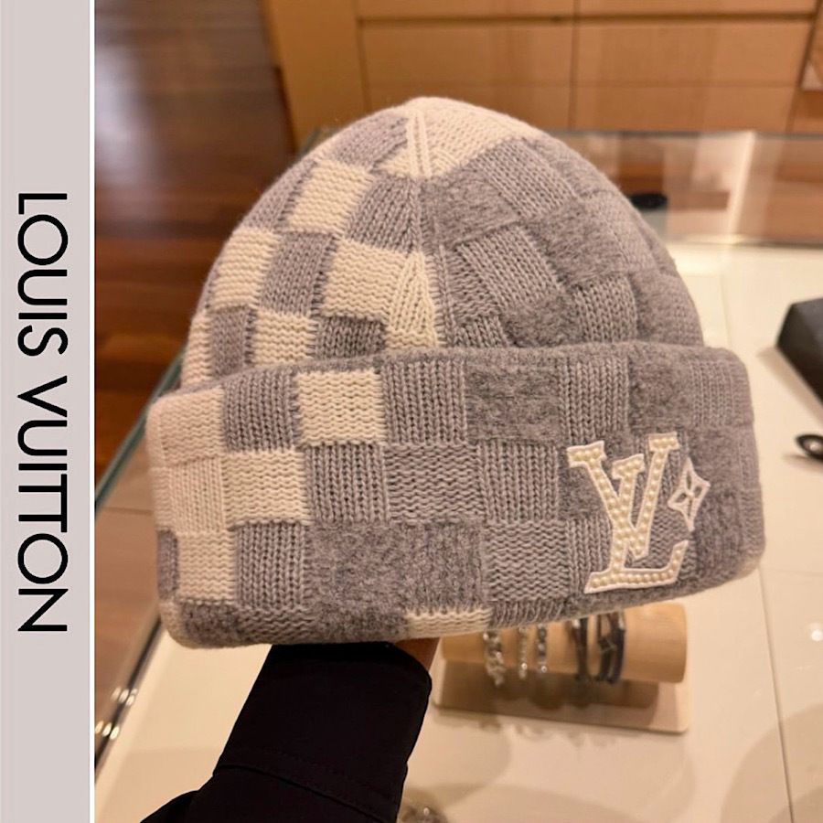 ストリートコーデに》LOUIS VUITTON ダモフラージュ ニット帽 (Louis