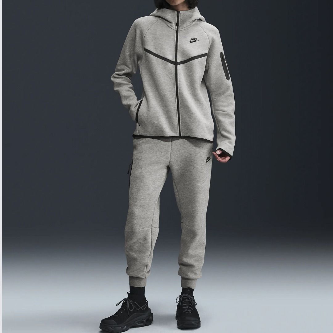 NIKE テックフリース フーディー & ジョガーパンツ 上下セット (Nike