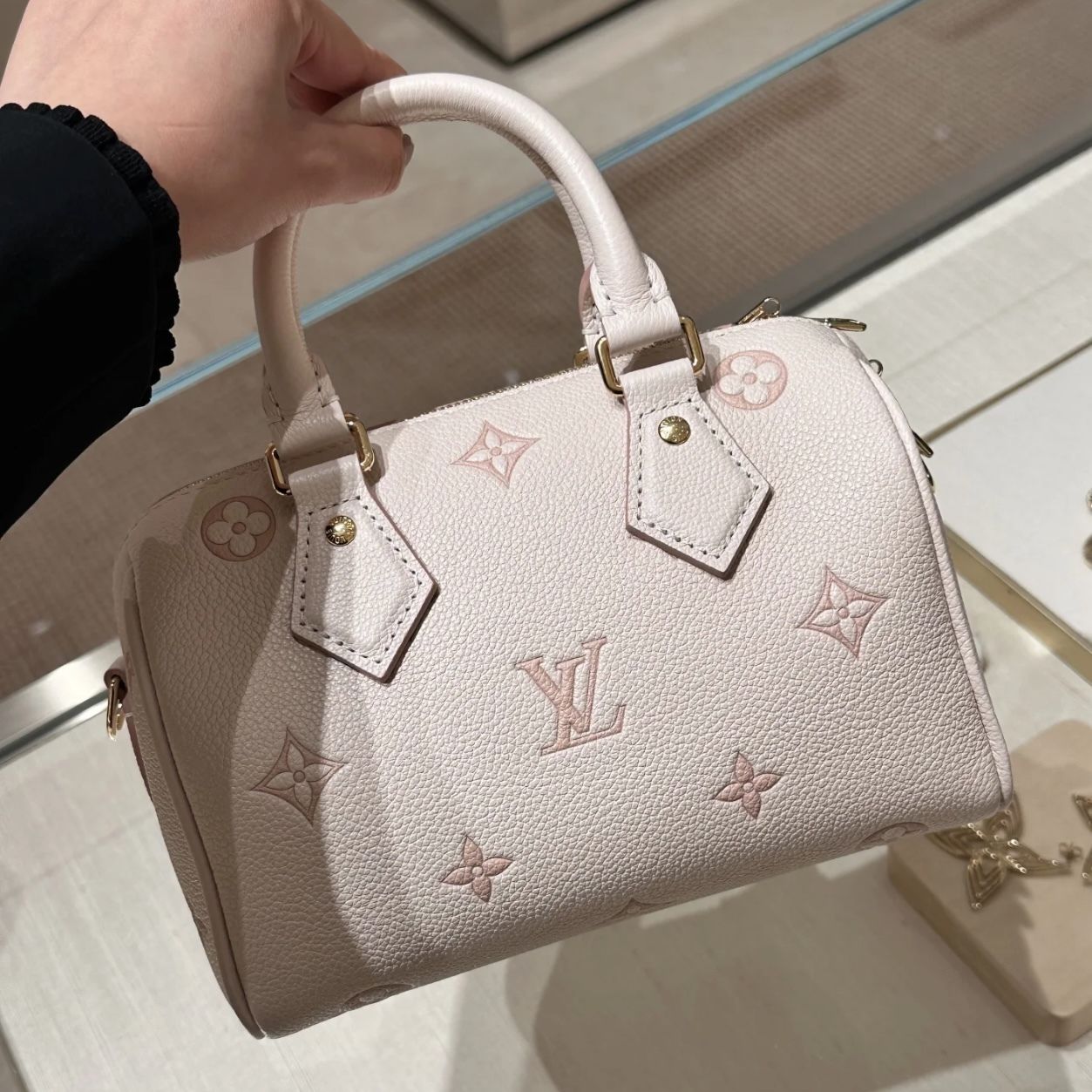 ルイヴィトン】スピーディ バンドリエール20 ショルダーバッグ (Louis