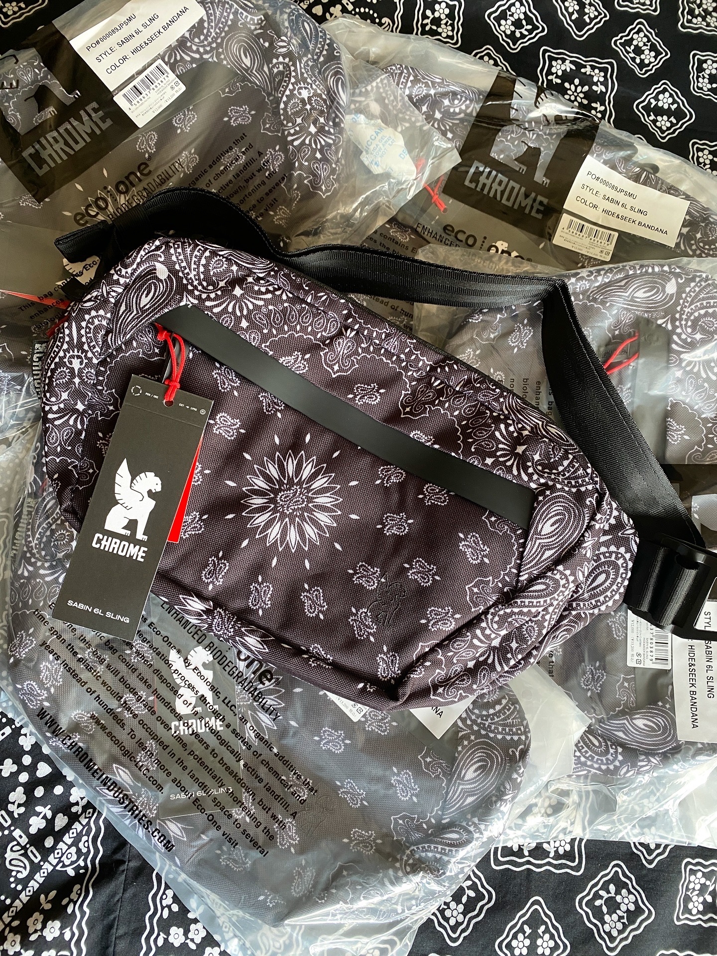 30周年記念アイテム】HIDEANDSEEK x CHROME アニバーサリー