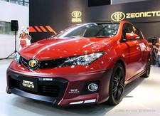 トヨタ、「シャア専用オーリス」市販モデルを発表|【業界先取り】業界