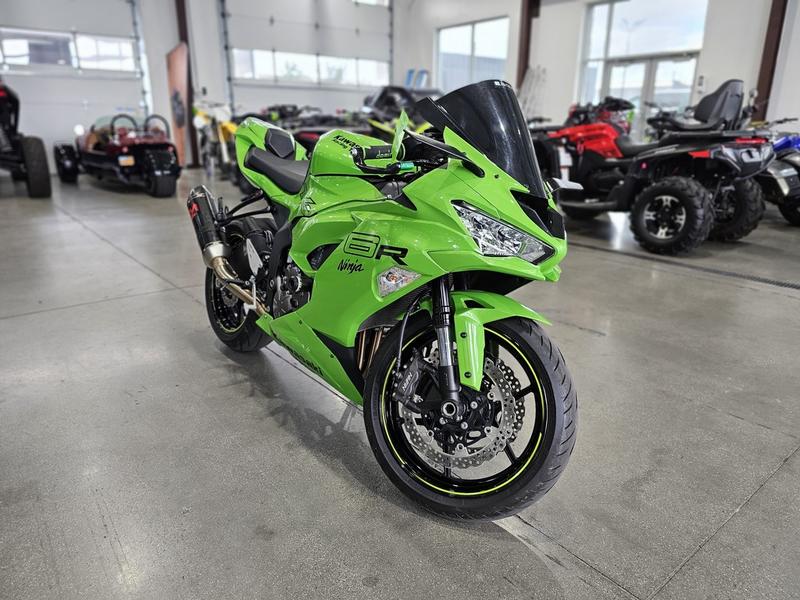2023 Kawasaki Ninja® ZX™-6R ABS KRT Edition | Karl Malone