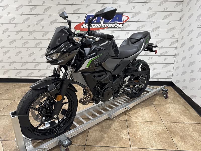 8C8A6277-B32D-4AB9-AA3E-