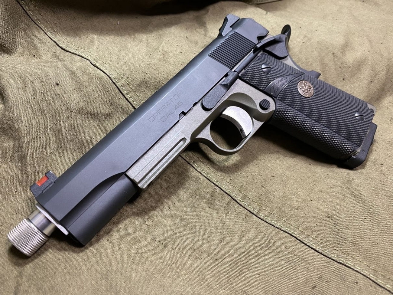 レビュー】Carbon8 M45 MCO zero Co2 ガスブローバックハンドガンです