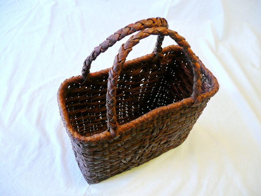 山葡萄かごバッグ 乱れ編み風 幅275x奥行125x高さ230mm HM03-19 国産品