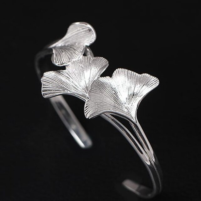 受注制作＞イチョウのバングル 銀杏 シルバー B017 | iichi 日々の