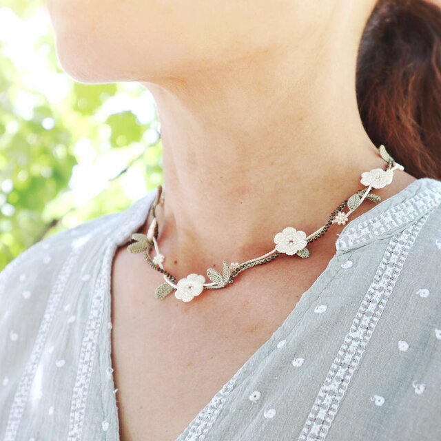 レース編みのネックレス45㎝「マリー」アイボリー | iichi 日々の