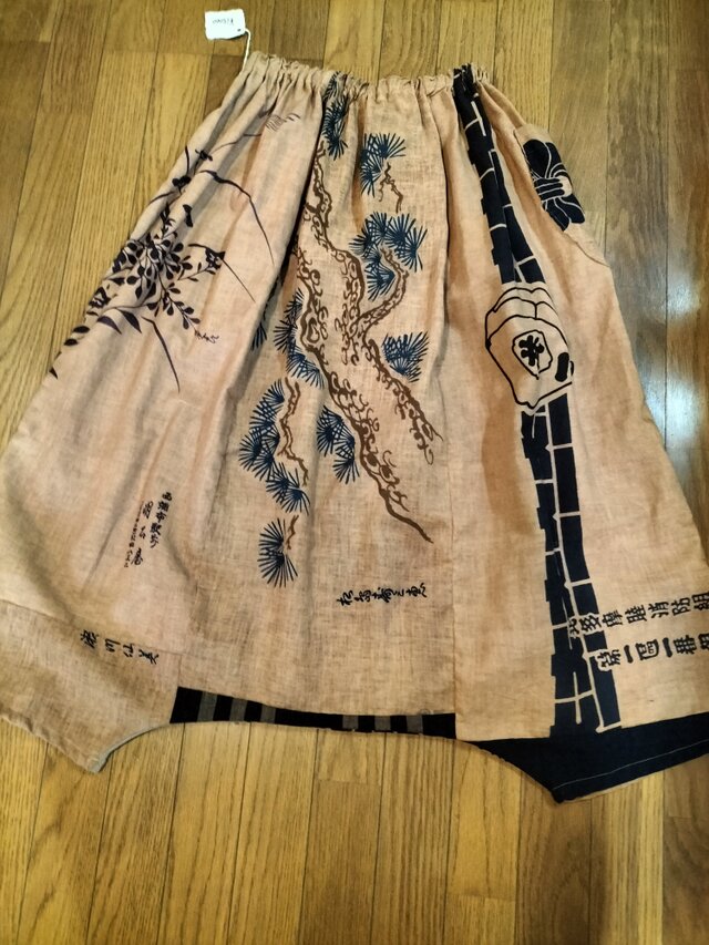 手ぬぐいリメイク☆花の季節に柿渋染めのふんわりサルエルパンツ