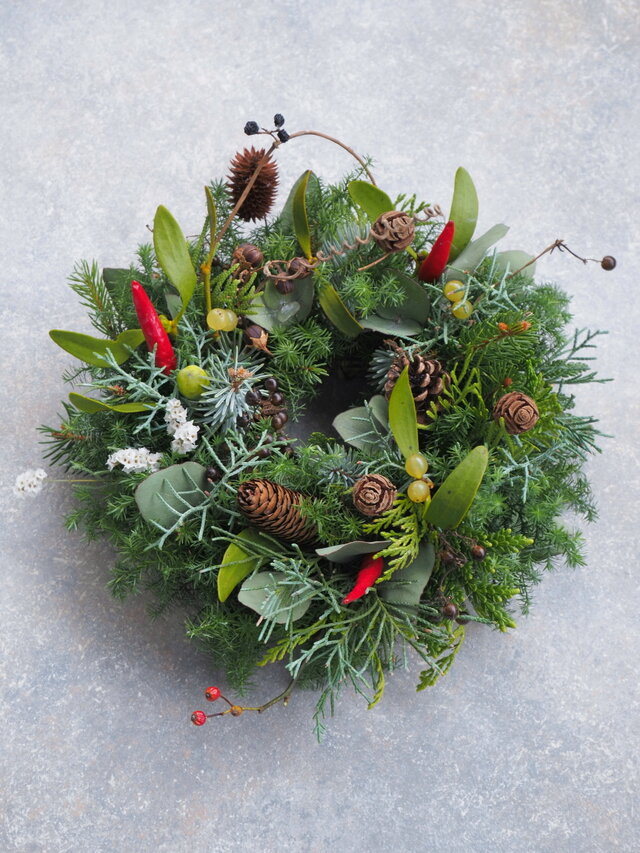 ヤドリギのクリスマスリース② | iichi 日々の暮らしを心地よくする