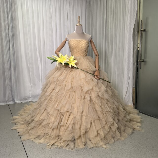 豪華！カラードレス ベージュ オフショルダー サッシュベルト 柔らかく