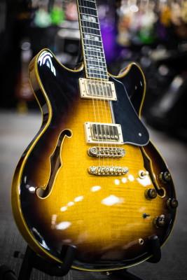 Gear Hunter | Ibanez AS200 Antique Violin 1983