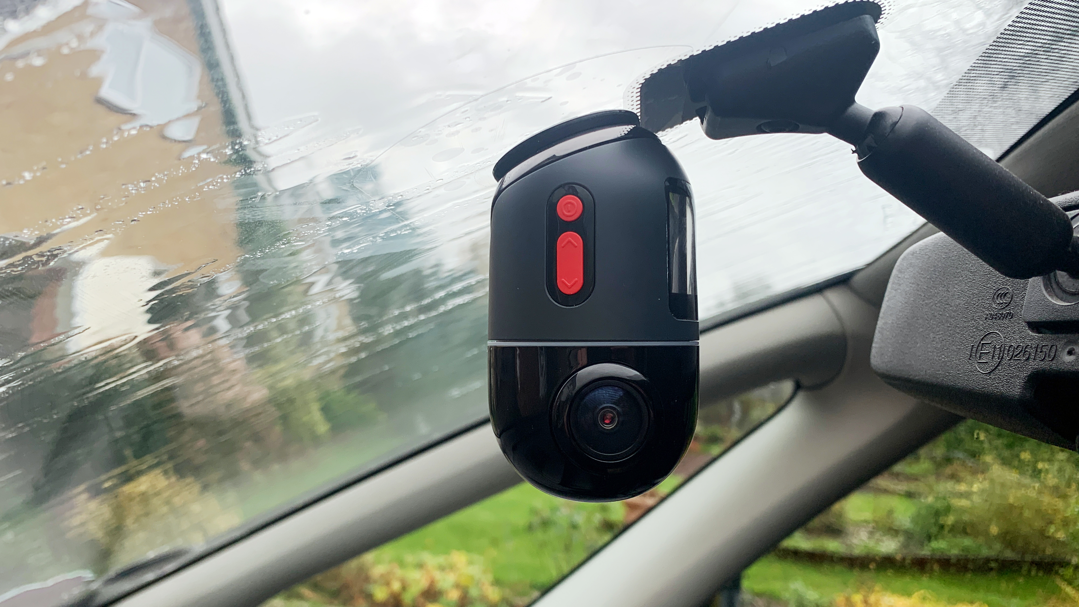 70mai Omni Dash Cam review: a smart, rotating 360-degree dash cam