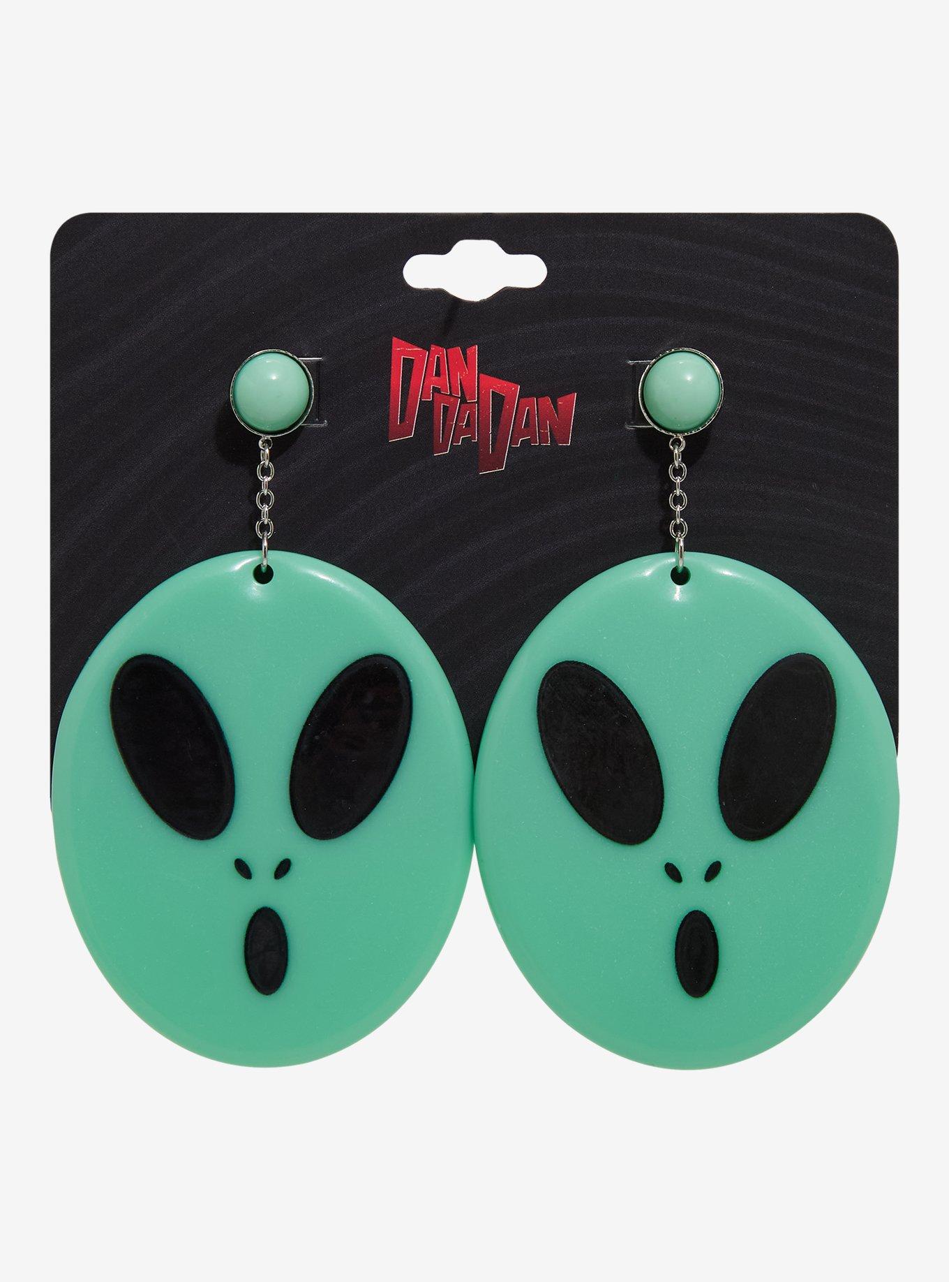 Dandadan Momo Alien Drop Earrings | Hot Topic