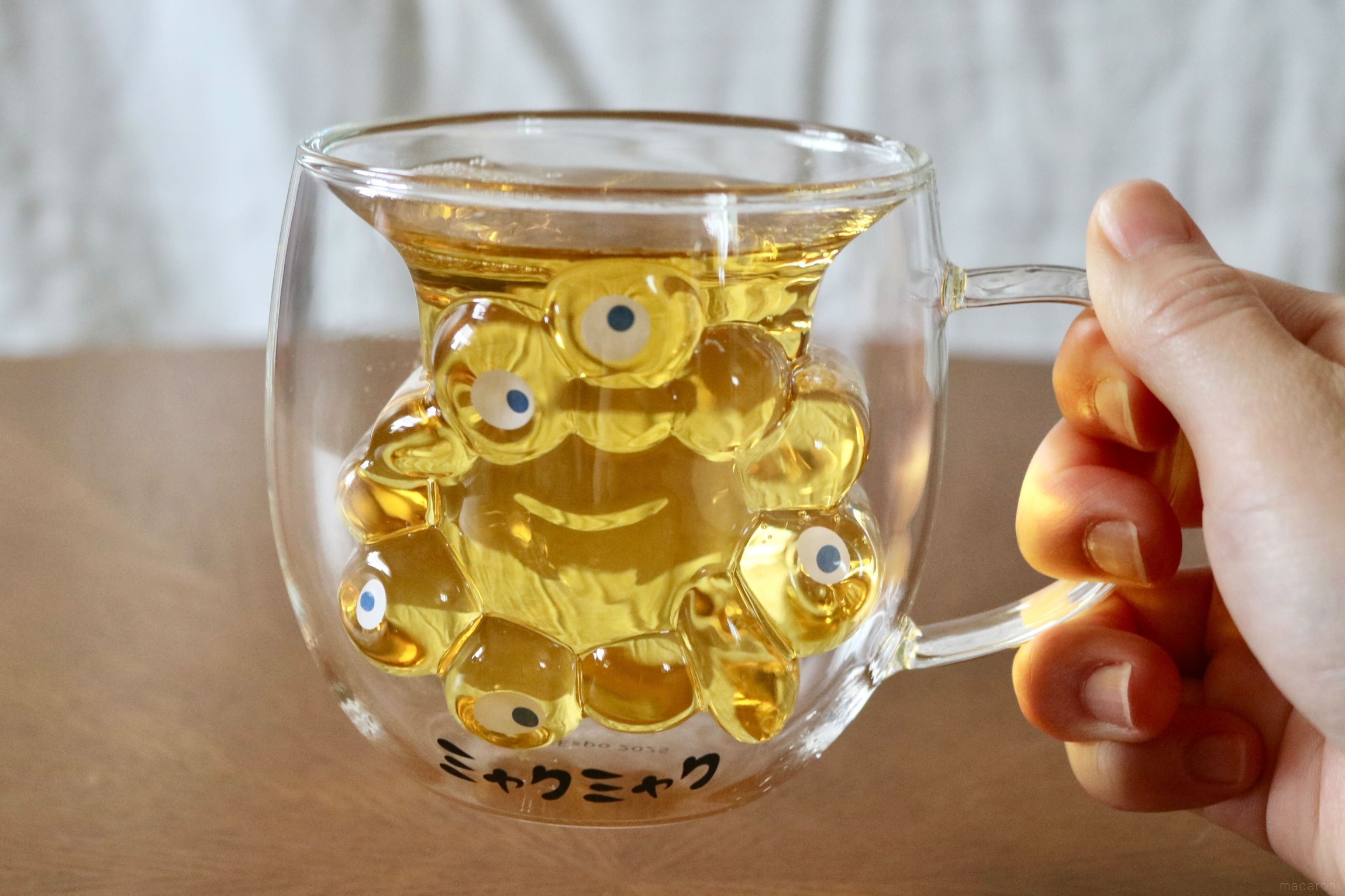 飲み物を入れるとミャクミャクが浮かび上がる！大阪・関西万博「ダブル