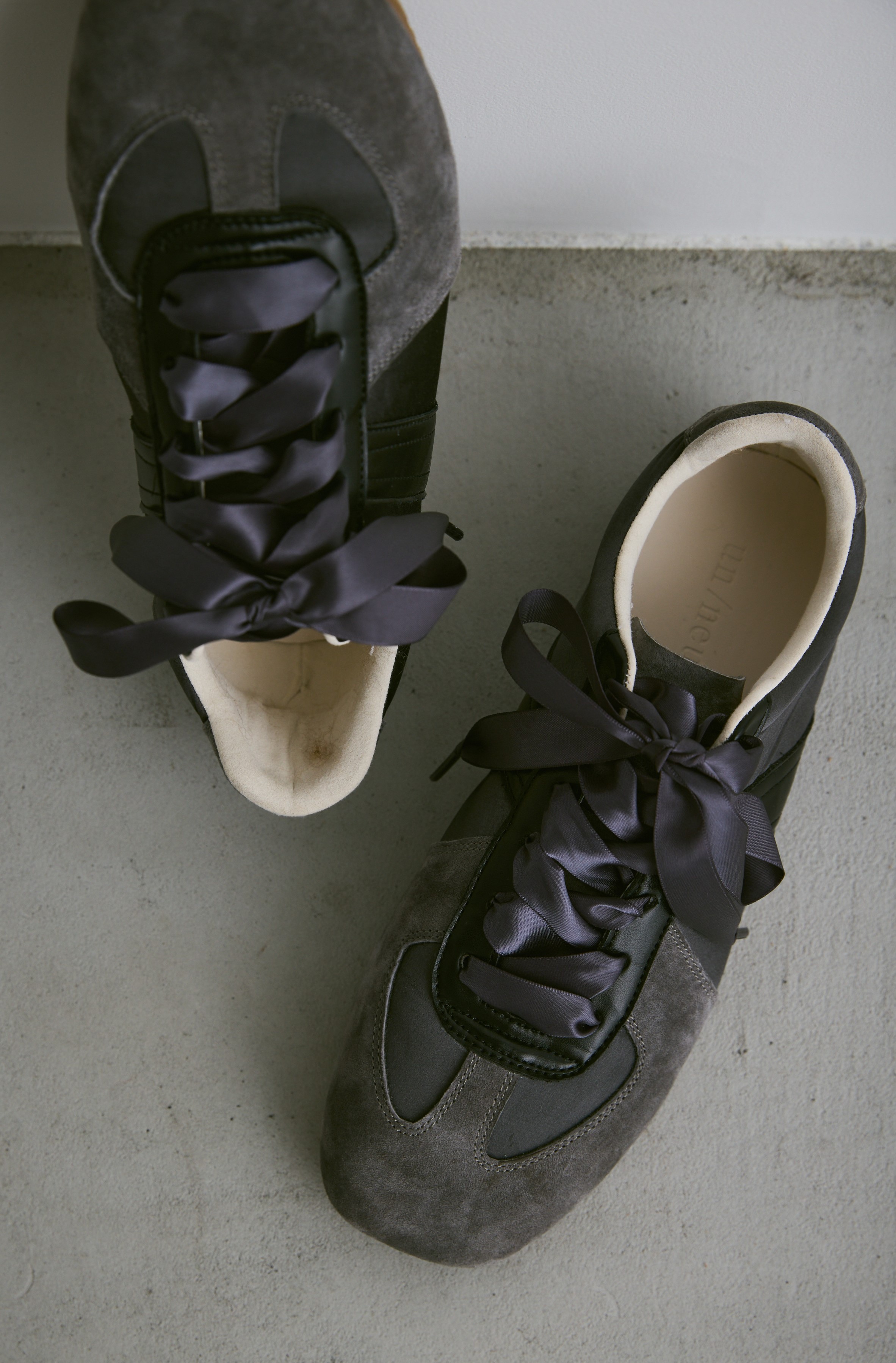 サテンレースアップスニーカー | ファッション通販サイト NUGU