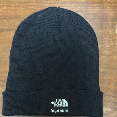 Supreme x The North Face Beanie 