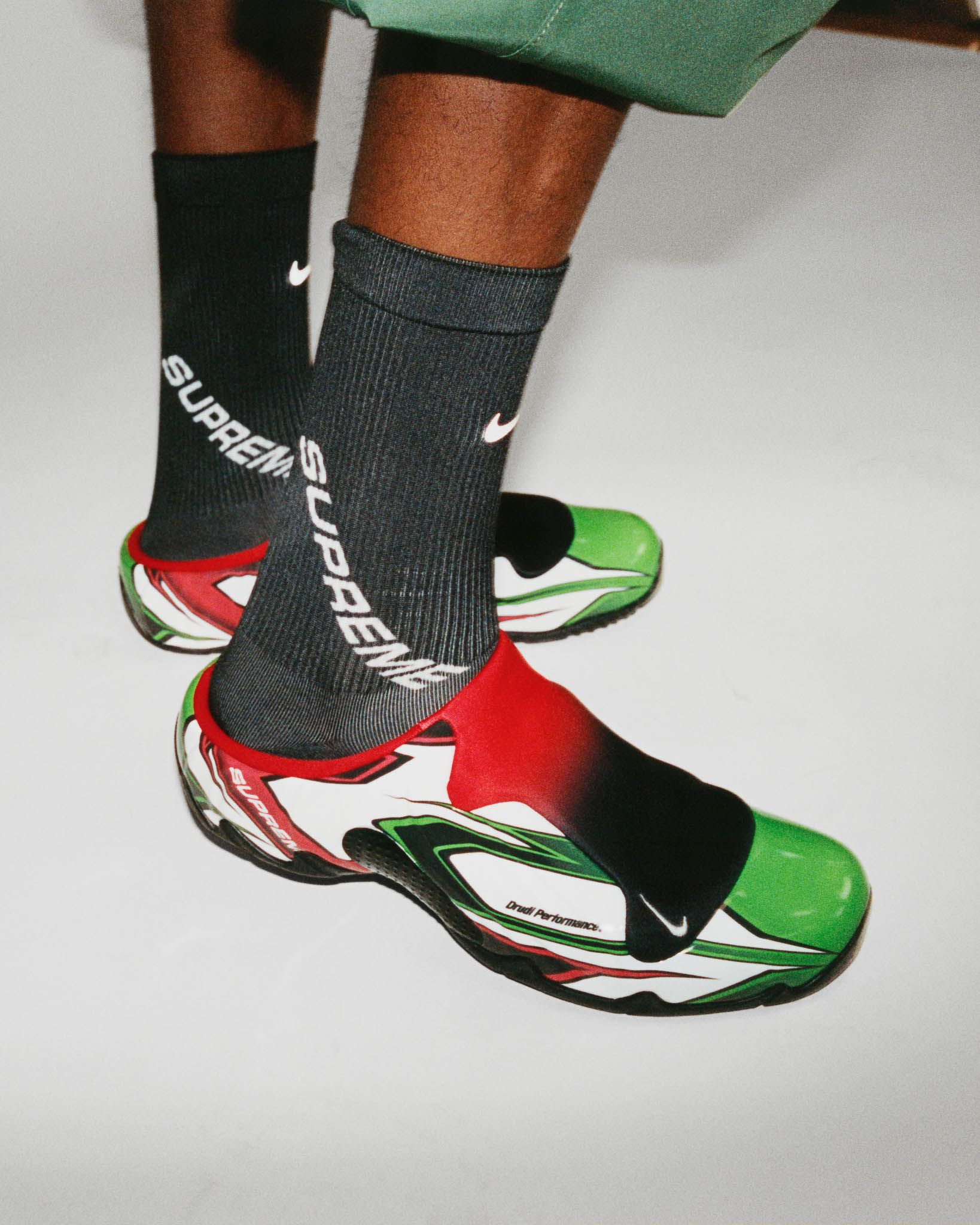 Supreme®/Nike® Clogposite – News – Supreme