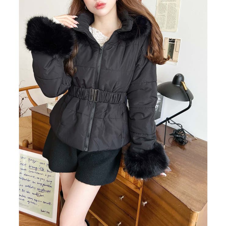 ベルト付きフードファーダウンジャケット[品番：ERMW0004046]｜moment+