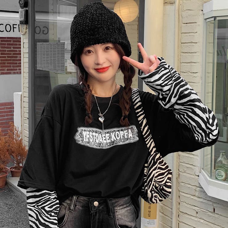 ゼブラ柄スリーブフェイクレイヤード英字プリント長袖Tシャツ
