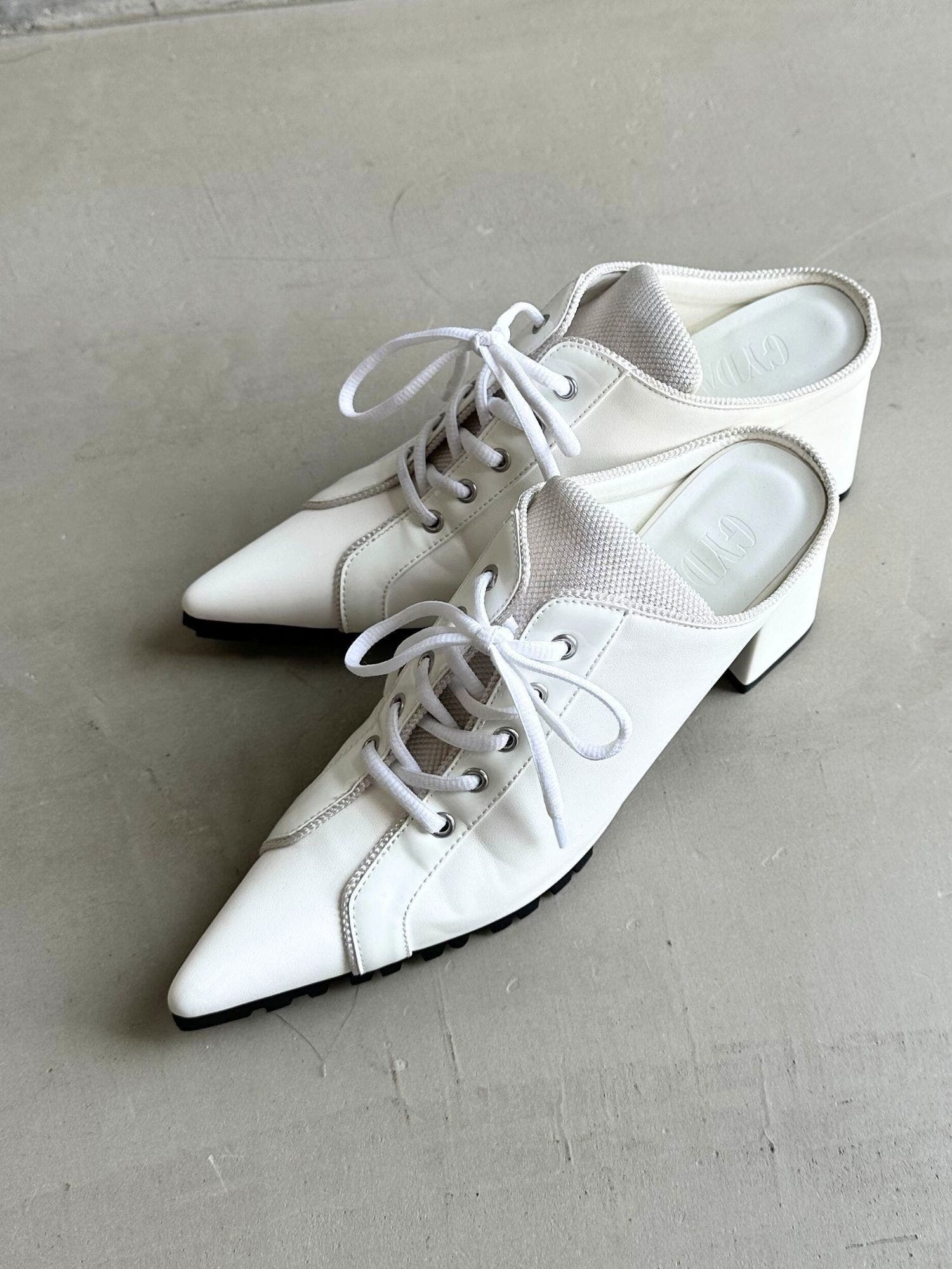 レースアップスポーティーポインテッドミュール[品番：MKSW0059068