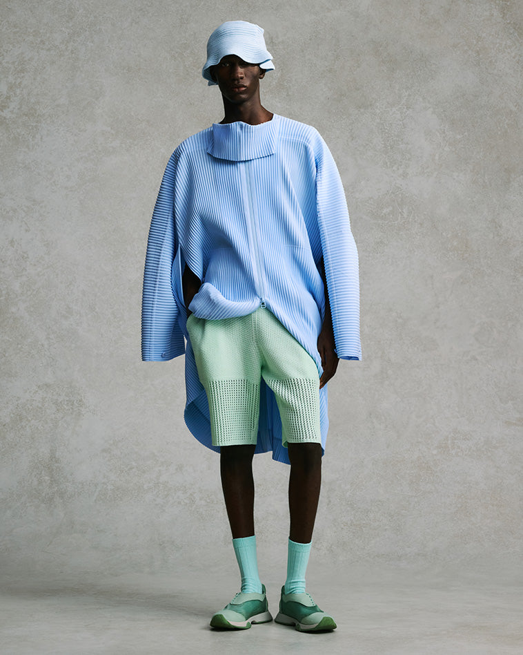 アイテムのご紹介「MONTHLY COLOR JANUARY」 – isseymiyake.com