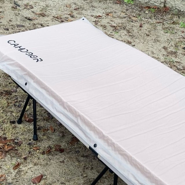 CAMDOORのインフレーターマットDXをレビュー