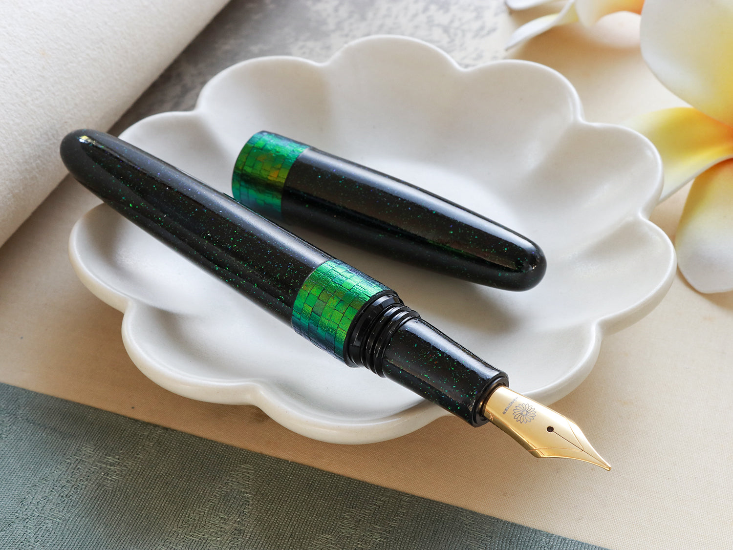 ドリームペン玉虫羽根蒔絵・太子の夢 Fountain Pen | ワンチャーペン