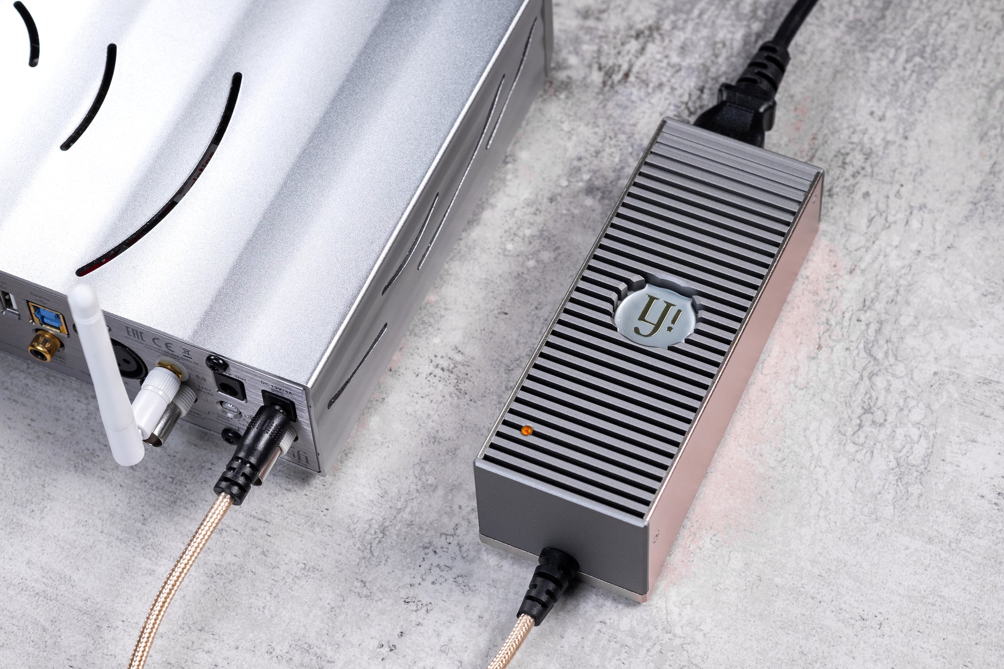 iFi iPower Elite Premium Audio Power Supply | Bloom Audio