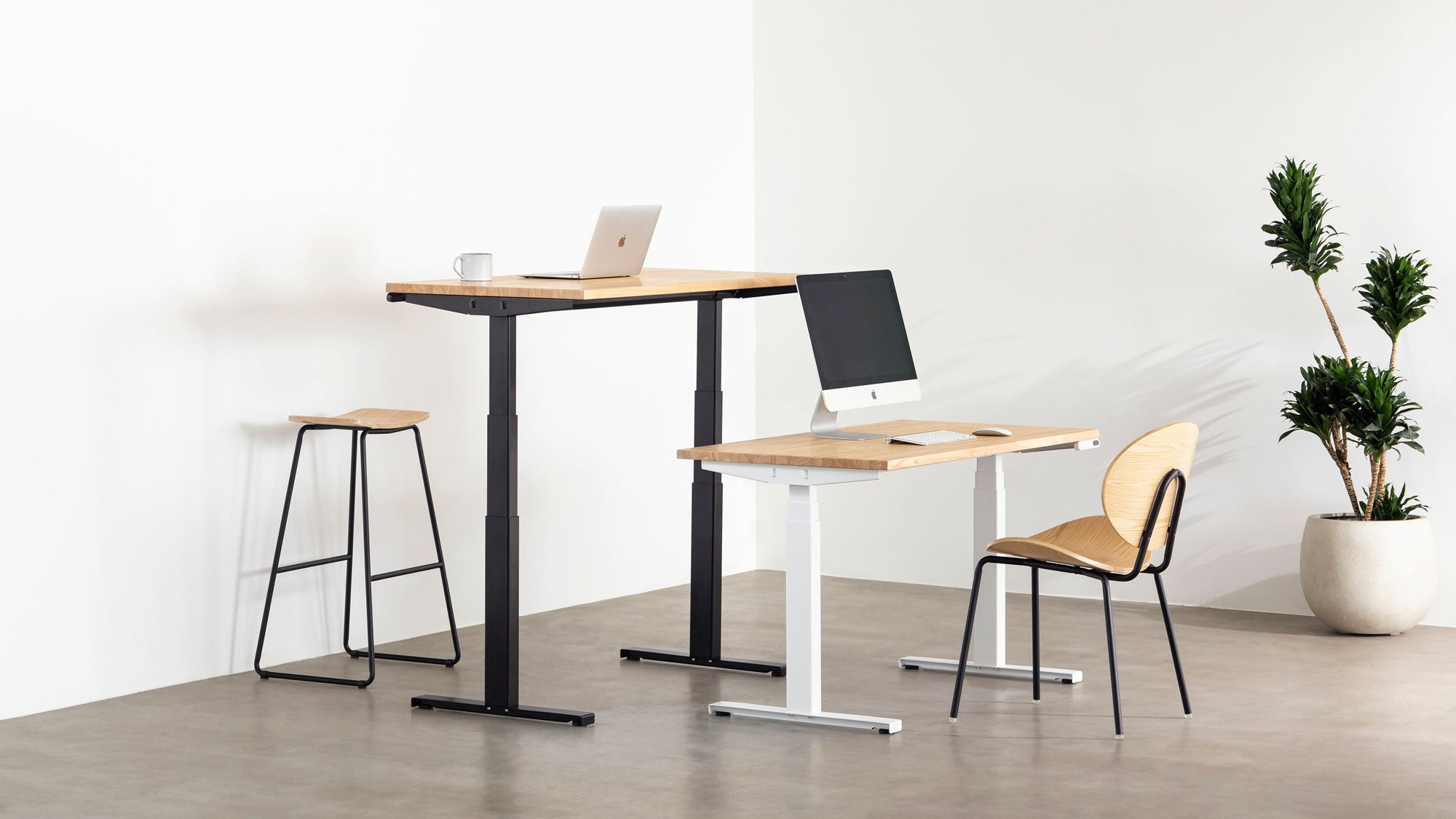 高さを変えて気軽に気分転換新しい電動昇降機能付きデスク – KANADEMONO