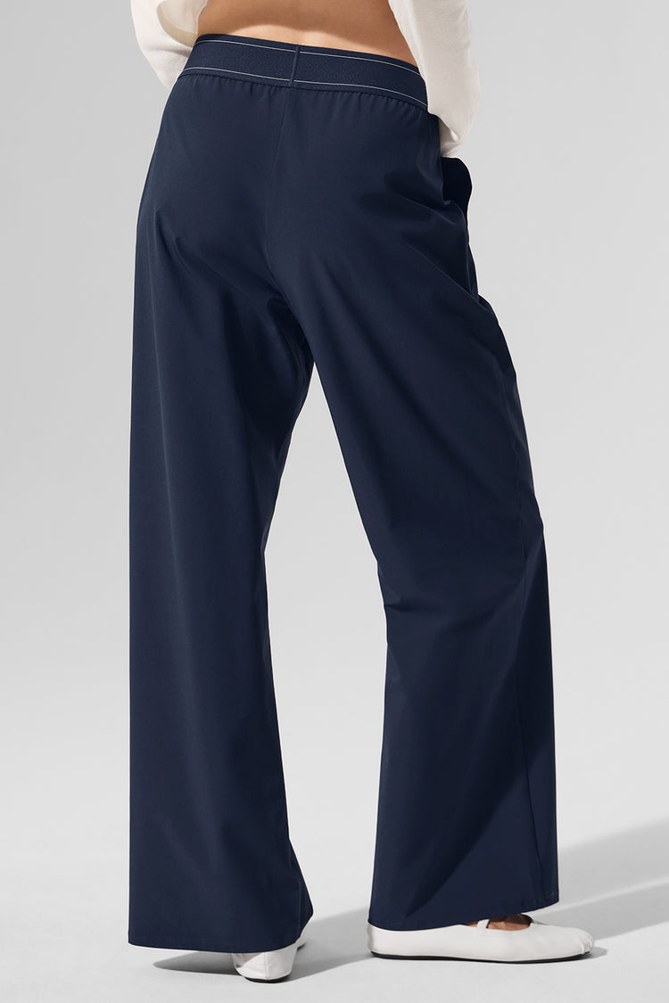 Suit Up Trouser (Regular) - Navy | ALO