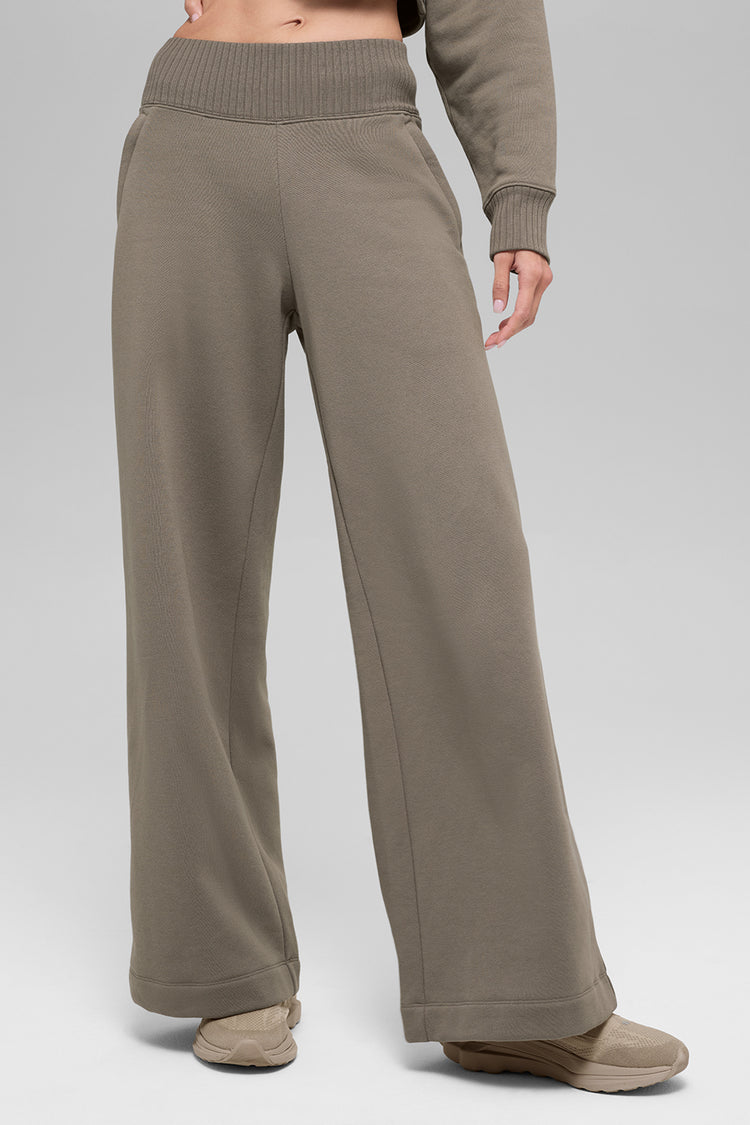 Serenity Wide Leg Sweatpant - Light Cocoa | ALO