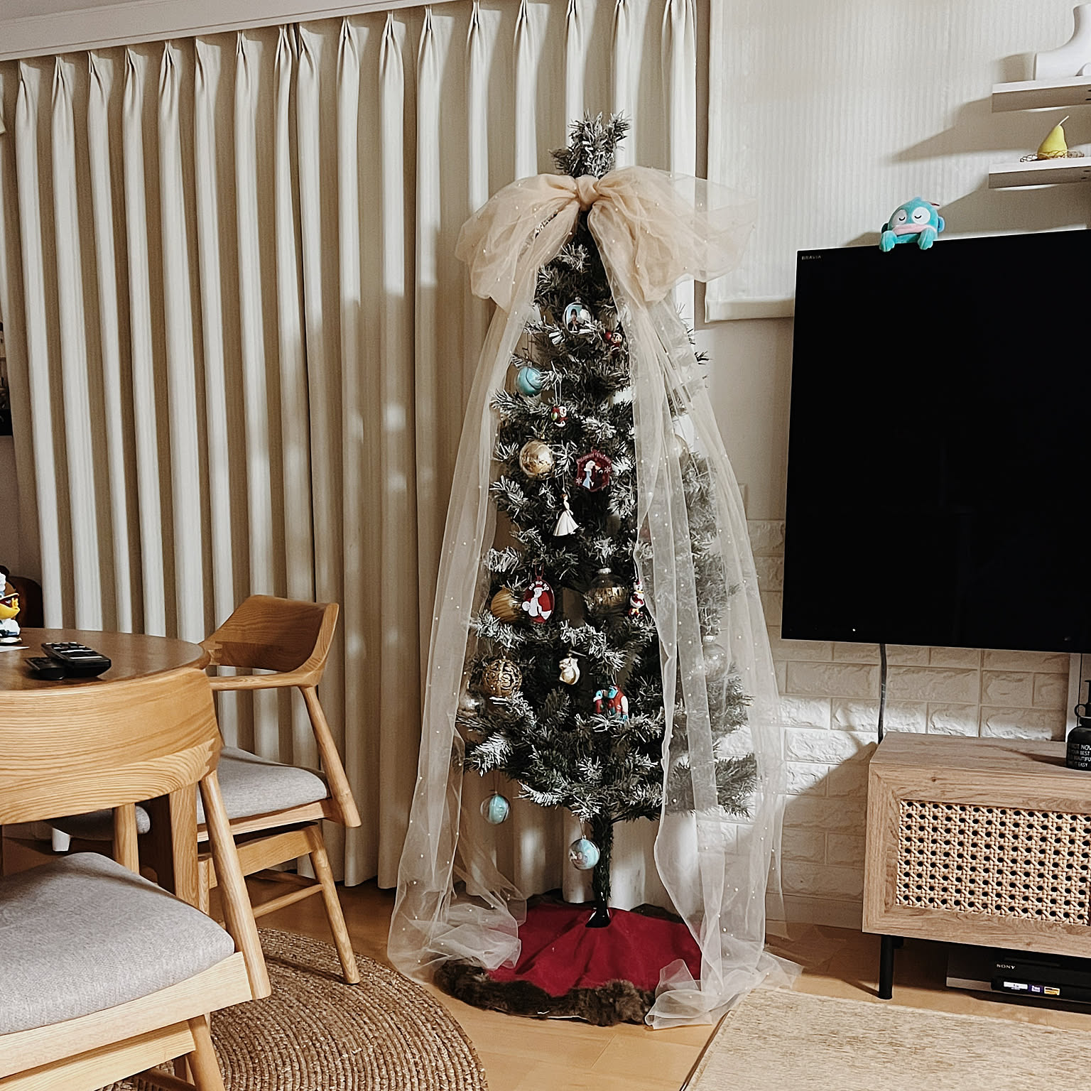 ニトリクリスマスツリー180のおすすめ商品とおしゃれな実例