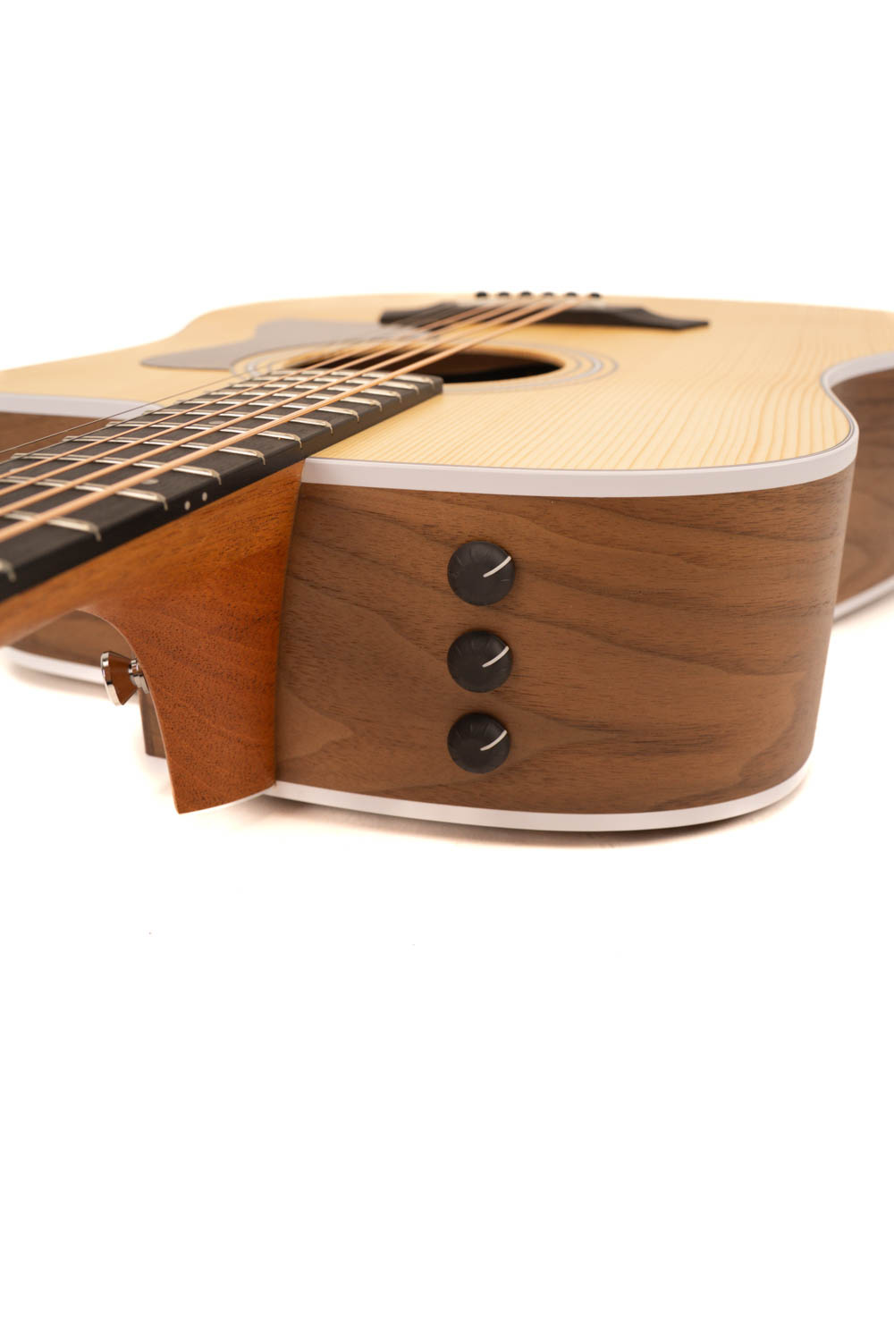 Taylor 210ce - Souman.nl