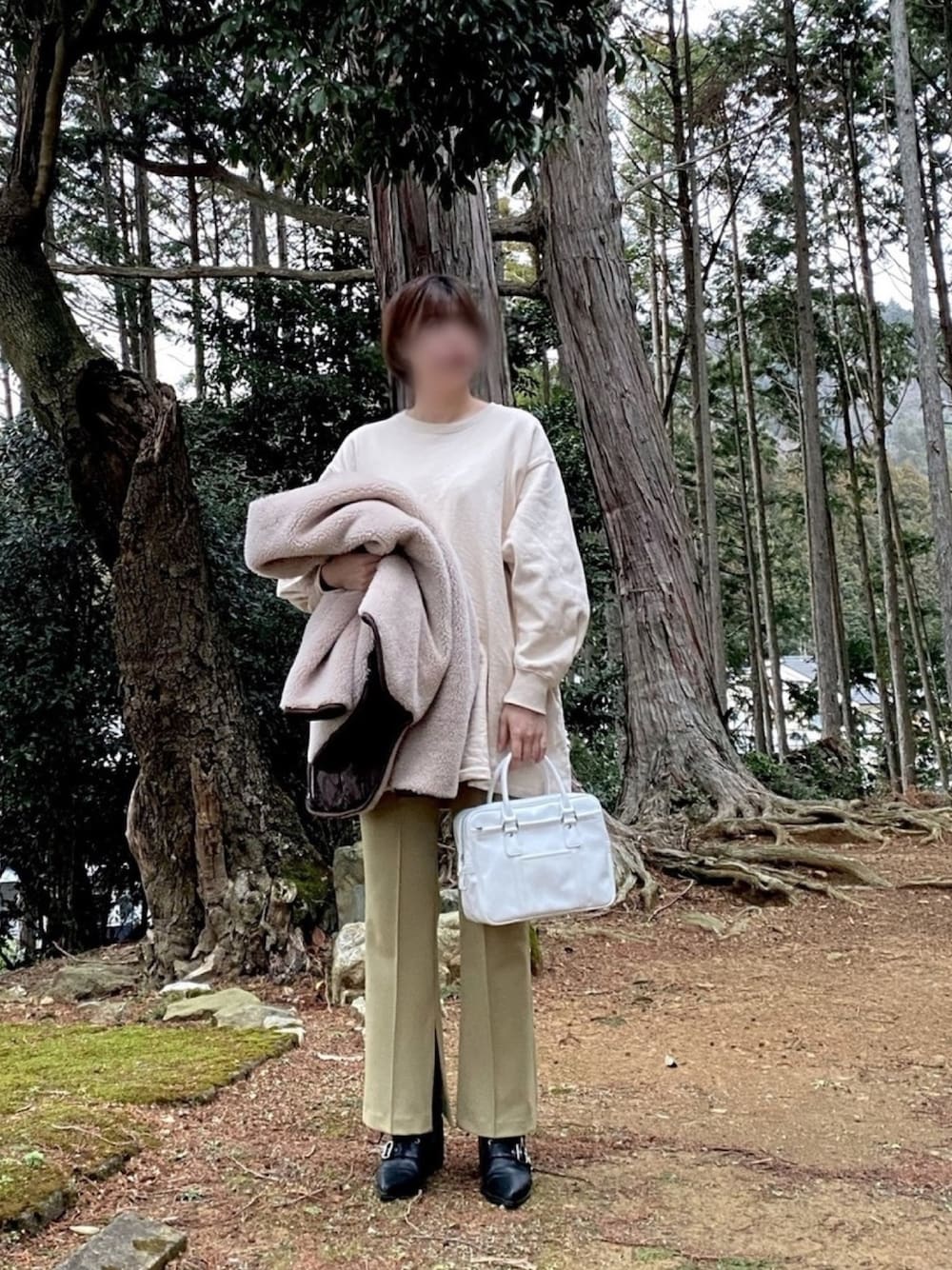 CASA FLINE（カーサフライン）の「ウールボアx再生ポリエステル