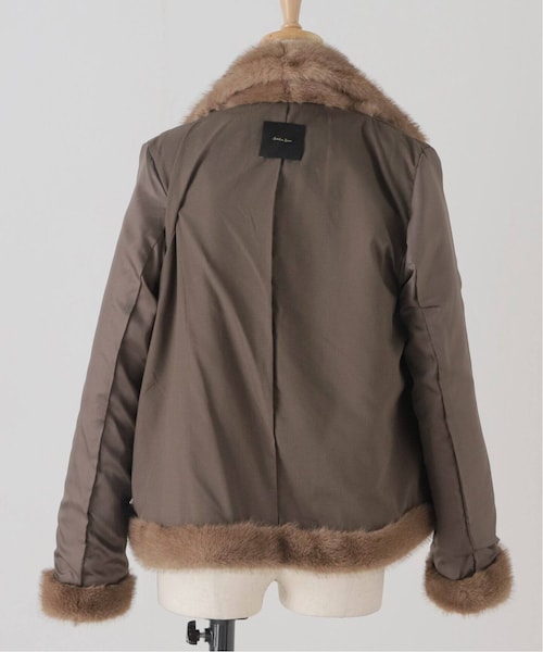 Spick & Span（スピックアンドスパン）の「フェイクファーショート