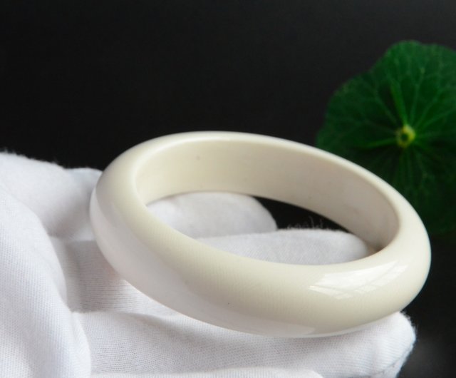 蔵安】天然マンモス牙 氷料平安バングル zpyc | ブレスレット - Pinkoi