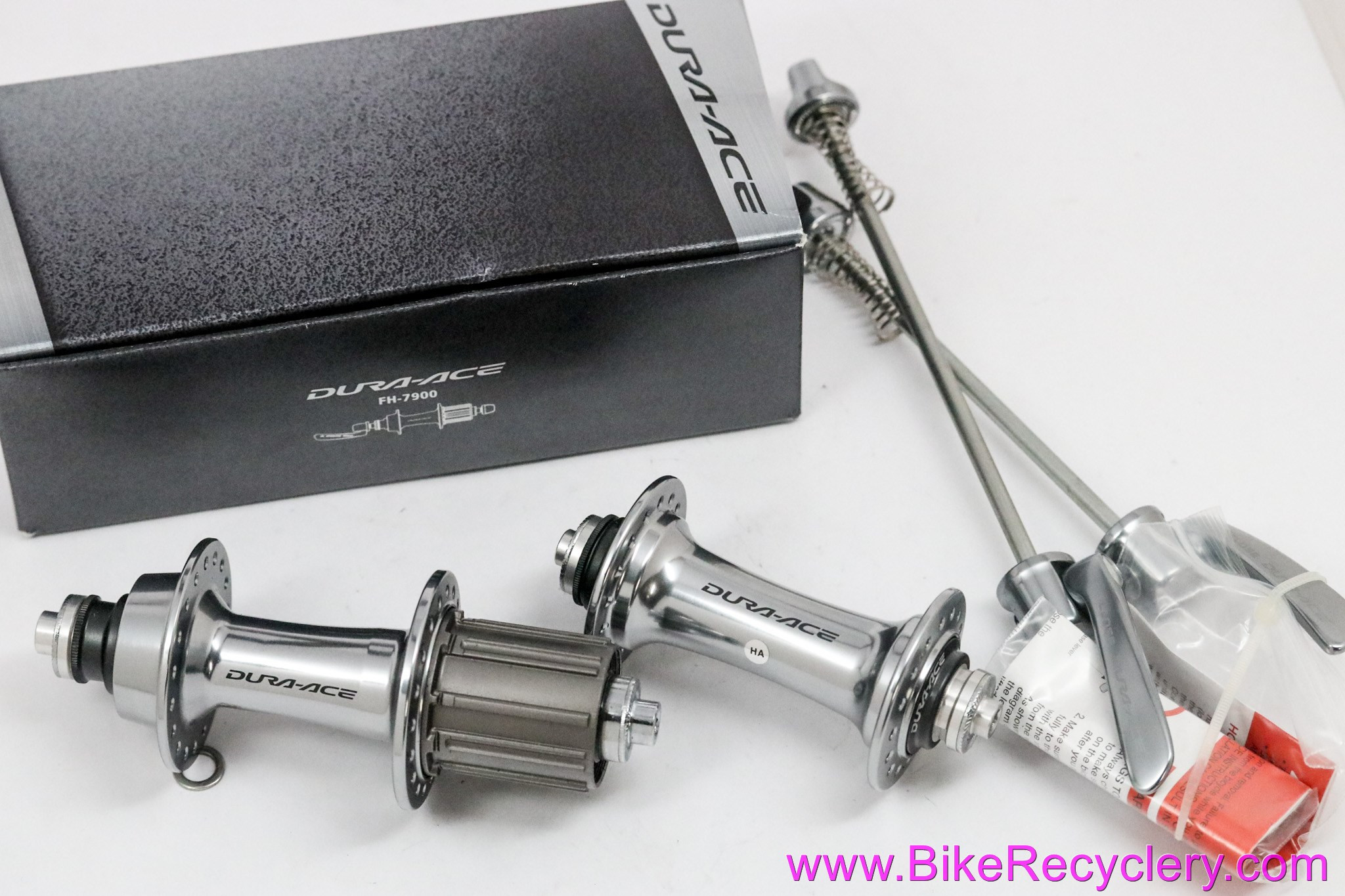 NIB/NOS Shimano Dura Ace 7900 Hubset: 10s - 36H / 32H - QR Skewers