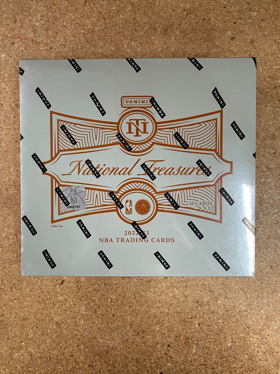 2022/23 Panini National Treasures Basketball Hobby Box - Card